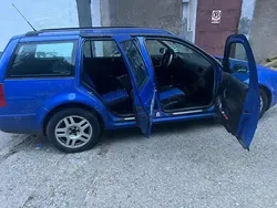 Albastru Utilizat 2001 VW Bora Berlinǎ | 1.500 EUR (Preț OK)