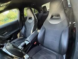 Negru Utilizat 2020 Mercedes CLA200 Berlinǎ | 33.300 EUR