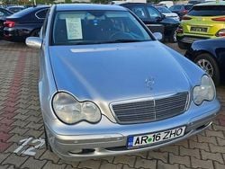 Culoareargint Utilizat 2003 Mercedes C200 Berlinǎ | 2.150 EUR