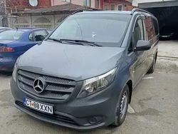Gri Utilizat 2018 Mercedes Vito Monovolum | 23.500 EUR (Scump)