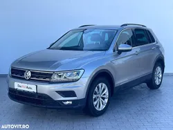 Gri mediu normal Utilizat 2020 VW Tiguan Comfortline SUV | 24.902 EUR (Preț OK)