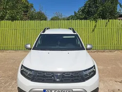 Culoarealb Utilizat 2021 Dacia Duster Essentiel SUV | 14.000 EUR (Puțin scump)