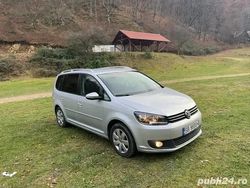 Argintiu Utilizat 2015 VW Touran Monovolum | 9.500 EUR (Preț OK)