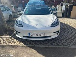 Culoarealb Utilizat 2019 Tesla Model 3 Standard Range Plus Berlinǎ | 16.000 EUR (Preț bun)