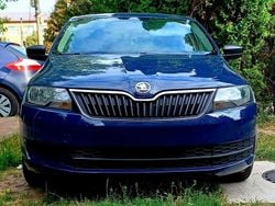 Culoarealbastru Utilizat 2015 Skoda Rapid Ambition Hatchback | 3.800 EUR (Preț bun)