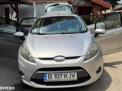 Gri Utilizat 2010 Ford Fiesta Hatchback | 3.300 EUR (Preț OK)