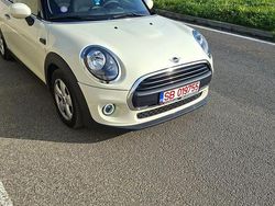Culoarealb Utilizat 2020 Mini Cooper Hatchback | 11.200 EUR (Preț bun)