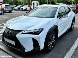 Alb Utilizat 2020 Lexus UX 250h Sport Line SUV | 28.650 EUR