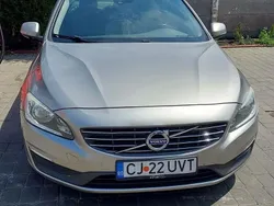 Gri Utilizat 2014 Volvo S60 Standard Berlinǎ | 7.770 EUR (Scump)