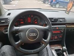 Utilizat 2004 Audi A4 Berlinǎ | 2.800 EUR (Puțin scump)