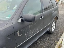 Utilizat 2002 BMW X5 SUV | 1.500 EUR