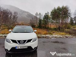 Alb Utilizat 2014 Nissan Qashqai Tekna SUV | 10.600 EUR (Preț OK)