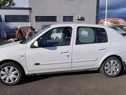 Utilizat 2008 Renault Clio II Berlinǎ | 11.000 EUR