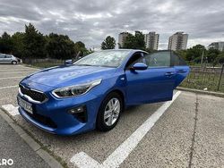 Culoarealbastru Utilizat 2021 Kia Ceed 2 Hatchback | 14.000 EUR (Scump)