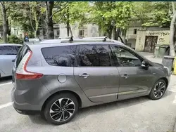 Utilizat 2016 Renault Grand Scénic IV Monovolum | 6.750 EUR