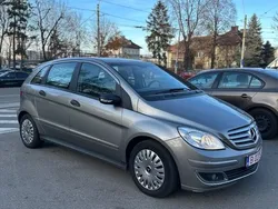 Bej Utilizat 2006 Mercedes B180 Monovolum | 2.800 EUR (Preț OK)