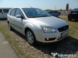 Argintiu Utilizat 2007 Ford Focus Break | 2.850 EUR (Puțin scump)