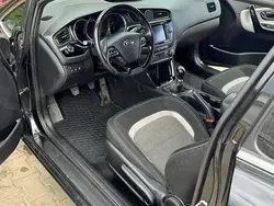 Negru Utilizat 2013 Kia ProCeed Hatchback | 6.650 EUR