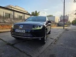 Culoarealbastru Utilizat 2018 VW Touareg SUV | 26.500 EUR (Super Preț)