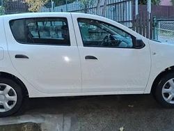 Alb Utilizat 2013 Dacia Sandero Hatchback | 4.900 EUR (Puțin scump)