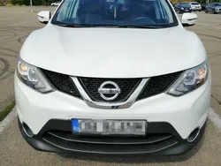 Alb Utilizat 2015 Nissan Qashqai SUV | 10.950 EUR (Preț OK)