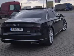 Audi A8L