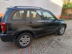 Utilizat 2004 Toyota RAV4 SUV | 3.600 EUR (Puțin scump)