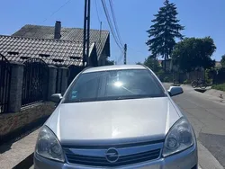 Gri Utilizat 2008 Opel Astra Cosmo Break | 2.000 EUR (Preț bun)