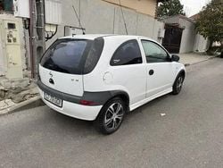Utilizat 2003 Opel Corsa | 1.000 EUR