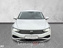 Alb Utilizat 2021 VW Passat Advance Berlinǎ | 17.255 EUR (Super Preț)