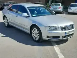 Argintiu Utilizat 2004 Audi A8 Berlinǎ | 2.800 EUR