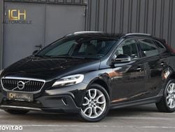 Culoarenegru Utilizat 2016 Volvo V40 Momentum Hatchback | 12.990 EUR (Scump)