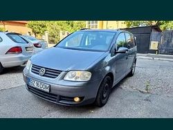 Utilizat 2005 VW Touran Monovolum | 1.900 EUR