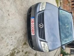 Utilizat 2005 VW Touran Monovolum | 3.250 EUR (Puțin scump)