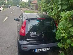 Utilizat 2006 Peugeot 107 Hatchback | 1.200 EUR