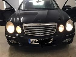 Negru Utilizat 2006 Mercedes E220 Elegance Berlinǎ | 4.000 EUR (Preț OK)