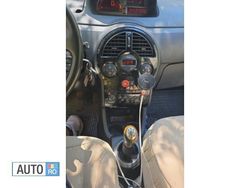 Alb Utilizat 2012 Renault Modus Monovolum | 2.000 EUR
