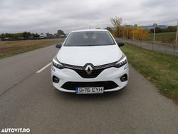 Culoarealb Utilizat 2022 Renault Clio V Hatchback | 14.600 EUR (Puțin scump)