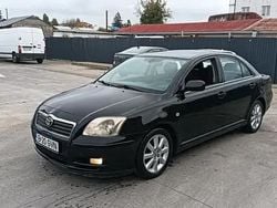 Utilizat 2006 Toyota Avensis Berlinǎ | 2.000 EUR (Super Preț)