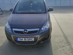 Utilizat 2013 Opel Zafira Monovolum | 3.900 EUR
