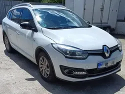 Alb Utilizat 2014 Renault Mégane III Hatchback | 5.650 EUR (Preț OK)