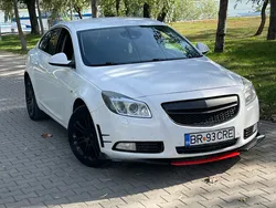 Utilizat 2011 Opel Insignia Berlinǎ | 3.200 EUR (Preț bun)