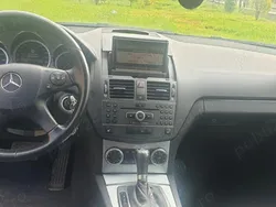 Mercedes 200