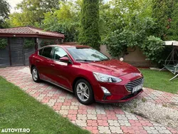 Rosu Utilizat 2020 Ford Focus Trend Berlinǎ | 9.900 EUR (Preț OK)