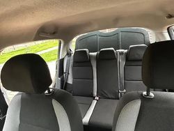 Utilizat 2007 Peugeot 207 | 1.750 EUR (Preț OK)