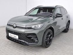 Verde deschis metalic Utilizat 2024 VW Tiguan Sport SUV | 49.750 EUR