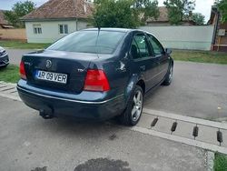 Utilizat 2003 VW Bora Berlinǎ | 2.800 EUR (Scump)