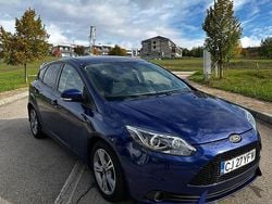 Culoarealbastru Utilizat 2013 Ford Focus Active Hatchback | 7.890 EUR (Preț OK)