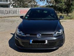Culoarenegru Utilizat 2015 VW Golf VII GTD Hatchback | 13.700 EUR (Scump)