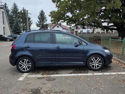 Culoarealbastru Utilizat 2010 VW Golf Plus Cross Comfortline Monovolum | 4.300 EUR (Preț OK)